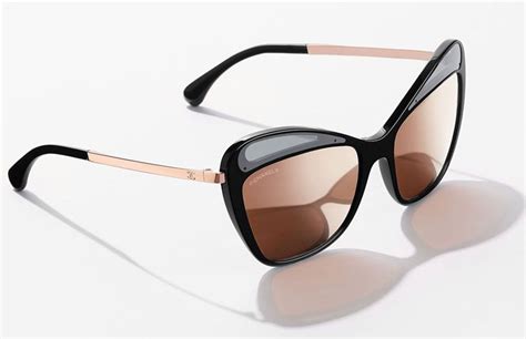 chanel glasses 2018 manufacturer|Luxottica Extends Eyewear Deal with C.